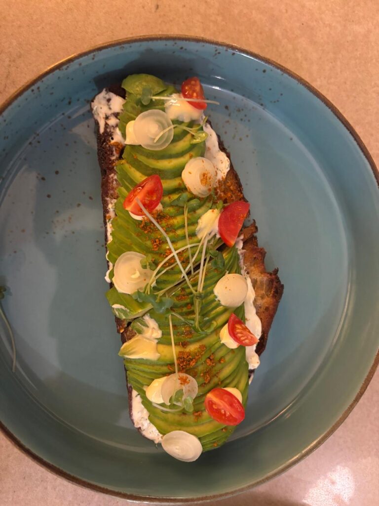 avocado-toast-onrique