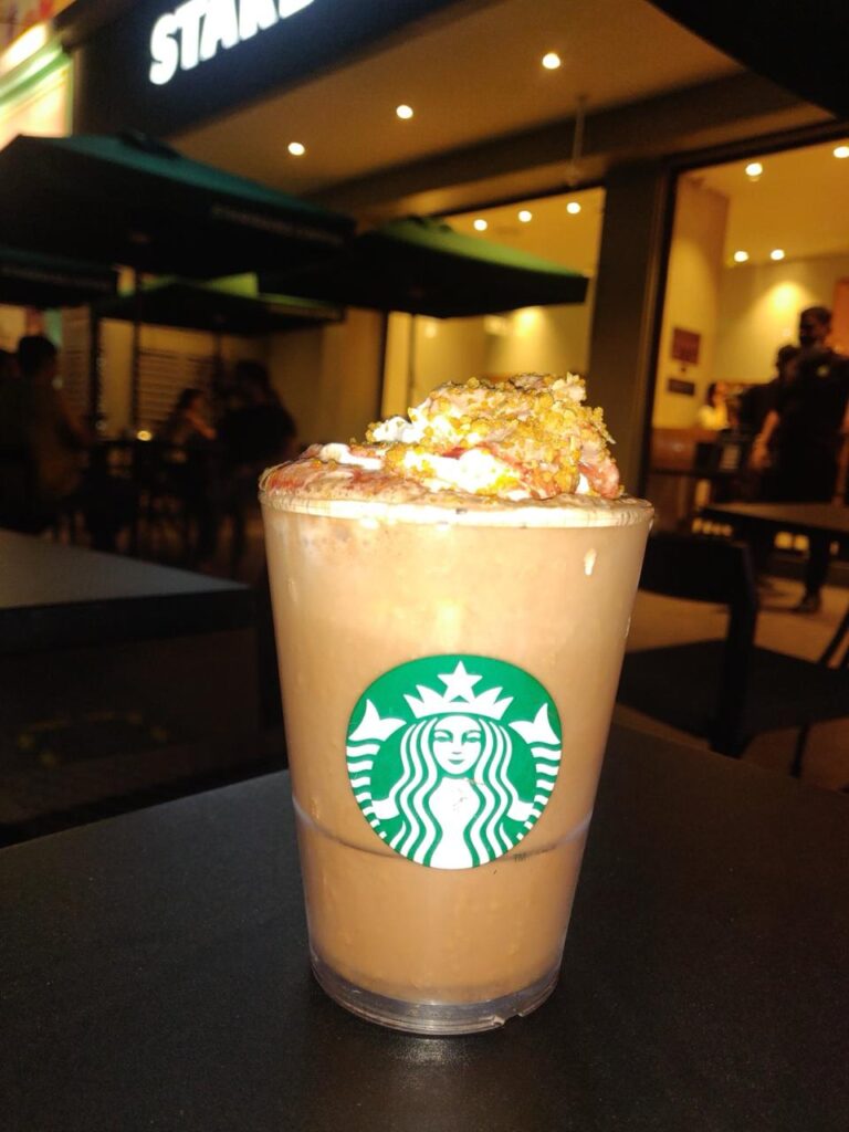 starbucks-christmas-drink